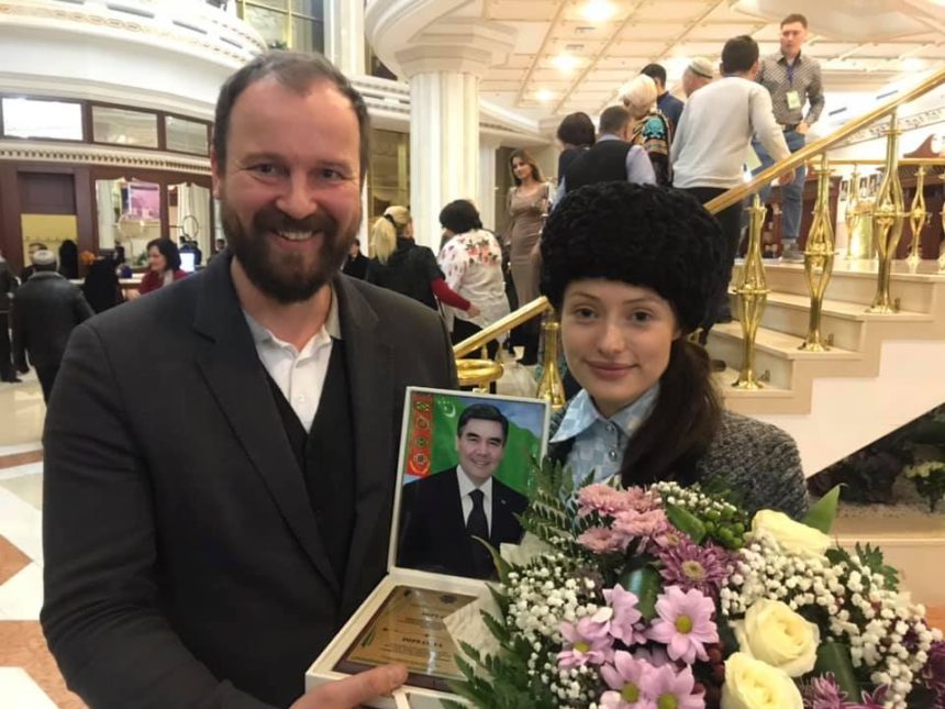 R.A.A.A.M.i delegatsioon külastas Türkmenistani teatrifestivali “Õnneajastu”